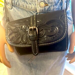 Patricia Nash Crossbody Wallet